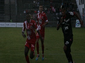 Football - Ligue 2 : Nîmes et Nancy se quittent sur un match nul (0-0)